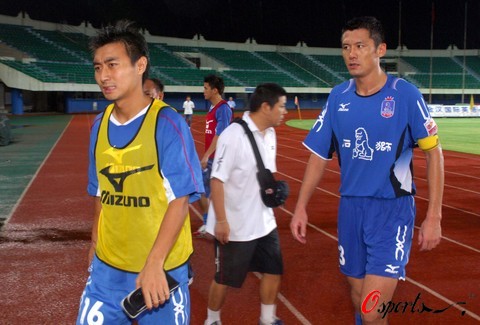 齐沃：足球是美丽的，我希望球员快乐，带着激情勇气微笑上场（齐沃：愿球员享受足球之美，带着激情与勇气微笑登场）