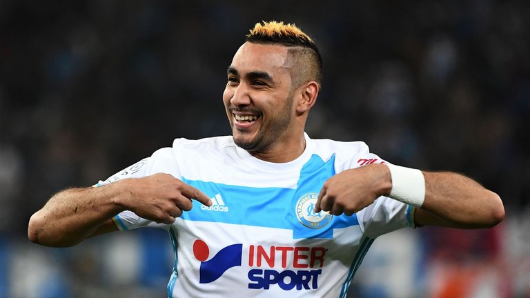 替补球员上场即助攻制胜球