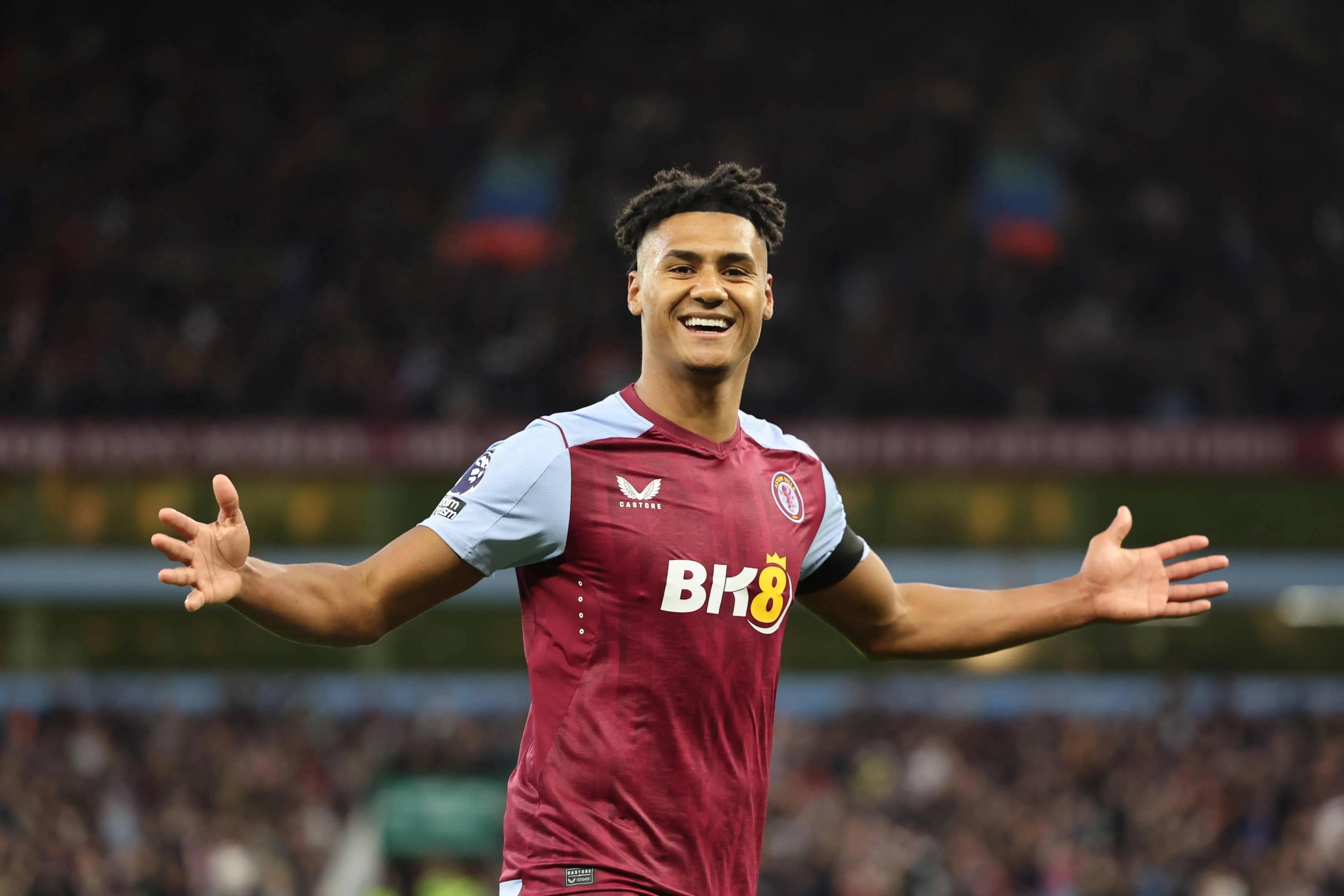 记者：谢什科表达了加盟曼联的愿望，但需更多时间做最终决定