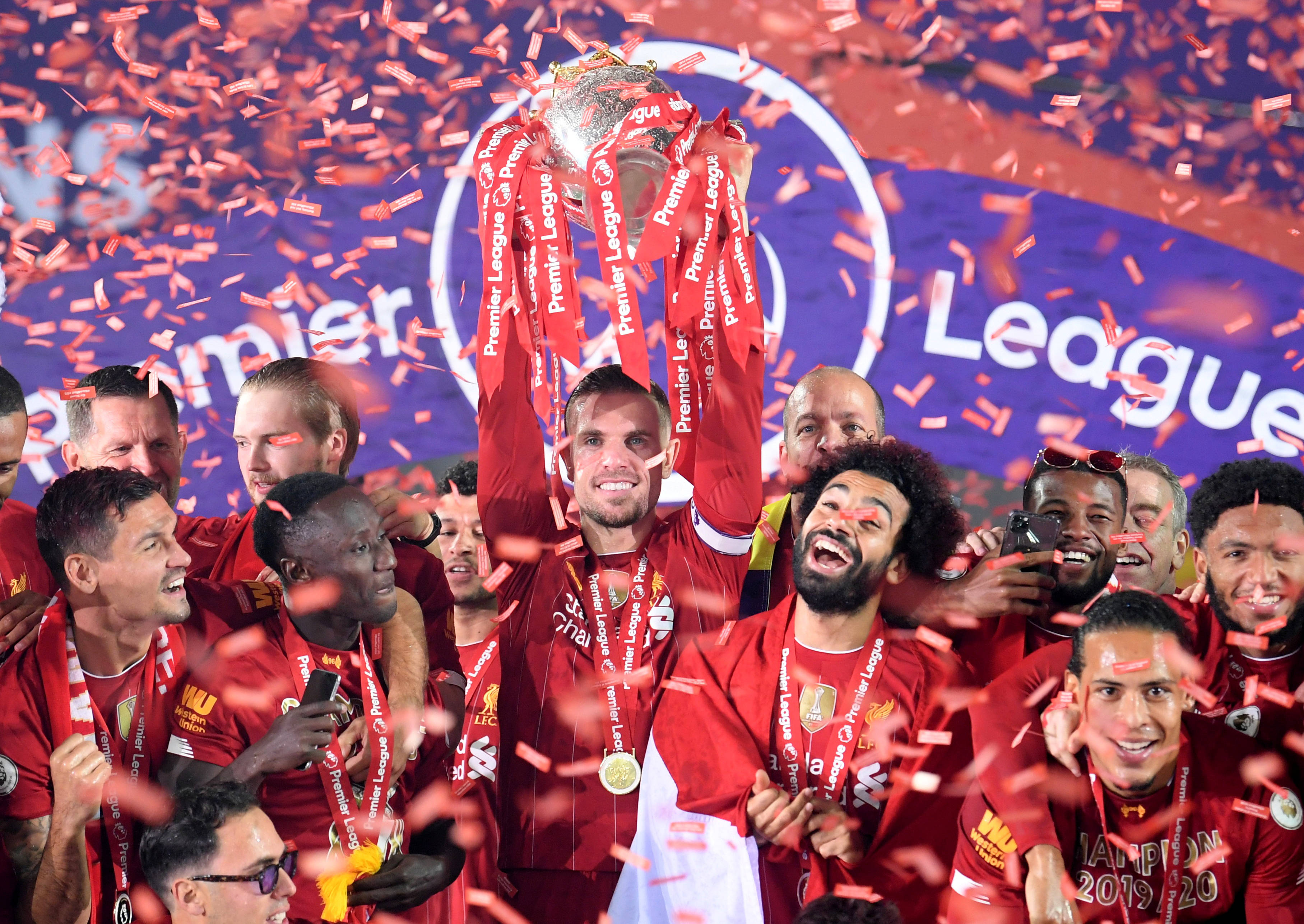 美媒：森林狼对欧文有意，爱德华兹本人支持这一举措