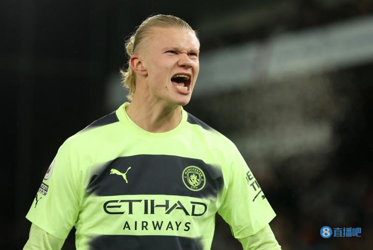 德天空：格纳布里倾向于续约，可能与拜仁签1-2年的降薪合同