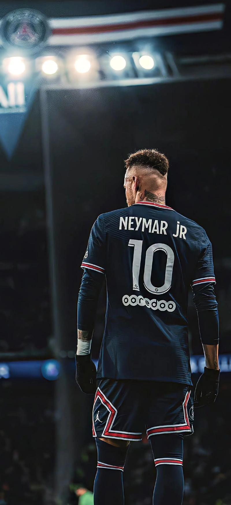 奥尔莫：亚马尔一直渴望入选国家队，他已习惯成为舆论的焦点