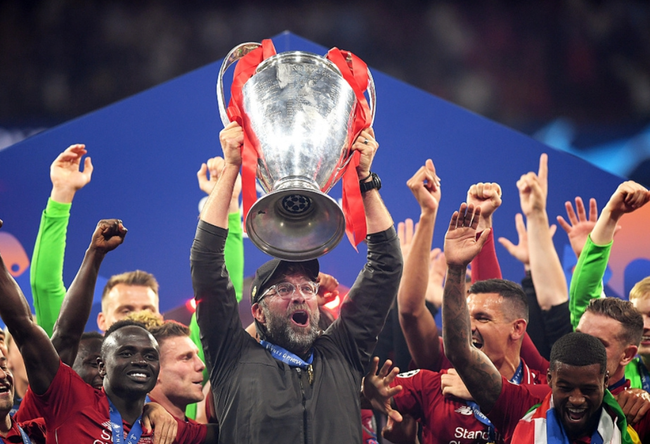 英联杯半场：贝尼特斯屡献神扑，阿森纳0-0水晶宫（英联杯半场战报：贝尼特斯多次神扑，阿森纳与水晶宫互交白卷）