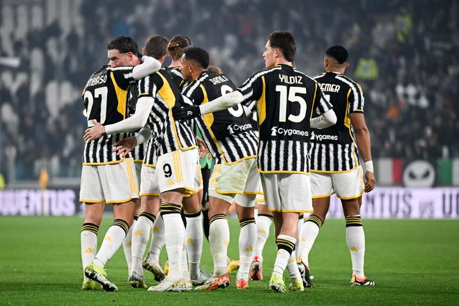 埃泽：丁丁是高水平足球思想家，这类球员是我自幼仰望的榜样