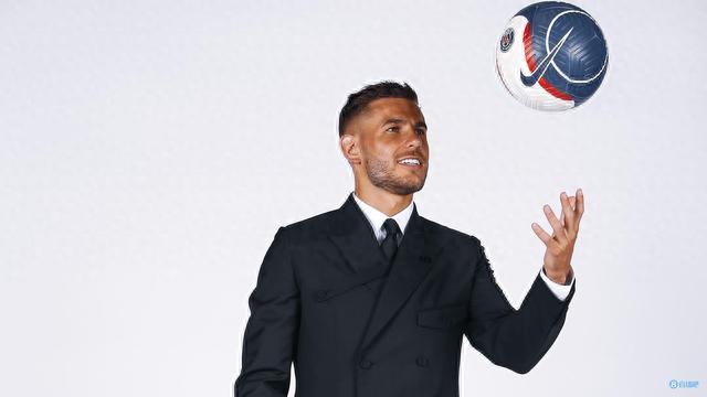 詹姆斯谈隔扣：确实是个起势的机会，但随后我们出现两次失误