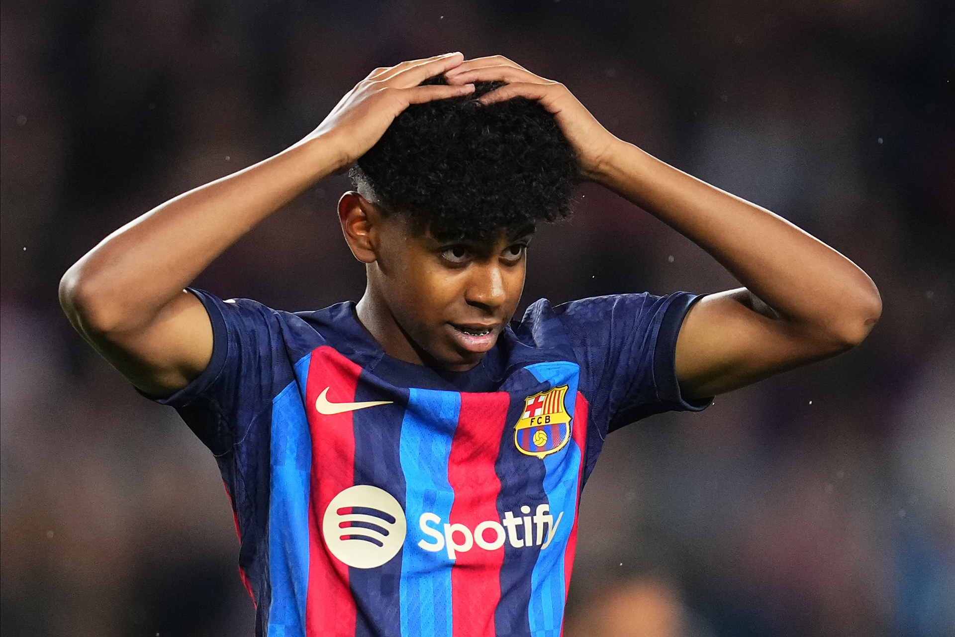 5分钟闪击马赛，圣吉罗斯收获建队128年首个欧冠主场进球（仅用5分钟攻陷马赛，圣吉罗斯斩获队史128年首个欧冠主场进球）