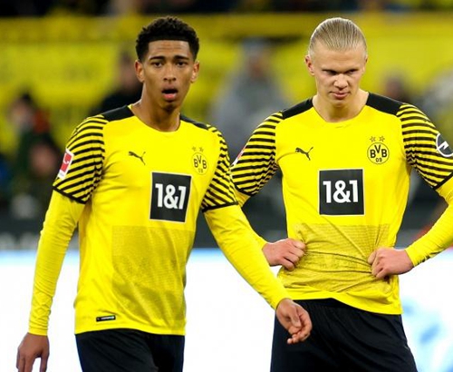 快船下半场进攻崩盘：科比-布朗得分超过哈登和小卡，末节6分钟仅得2分